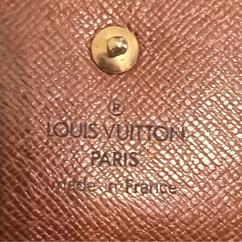 Louis Vuitton Elise Trifold Wallet - Picture 7 of 11